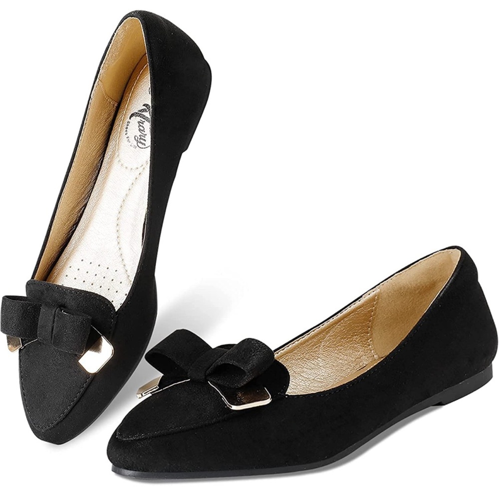 Black flats with bow detail